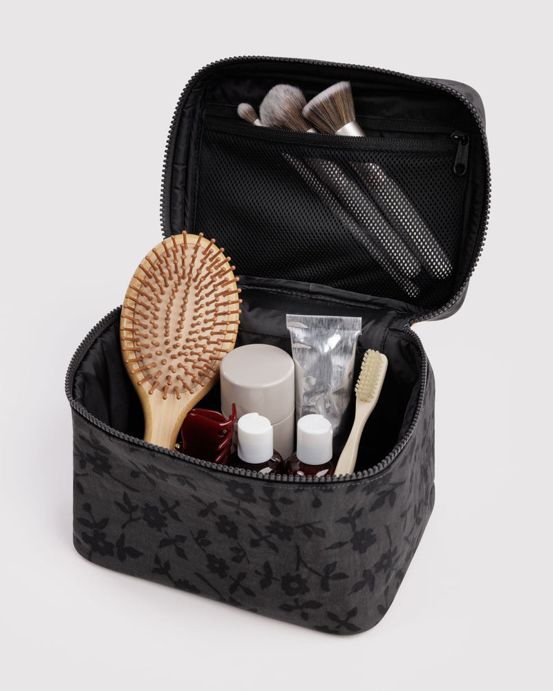 BAGGU  Large Cosmetic Case - Charcoal Ditsy Floral