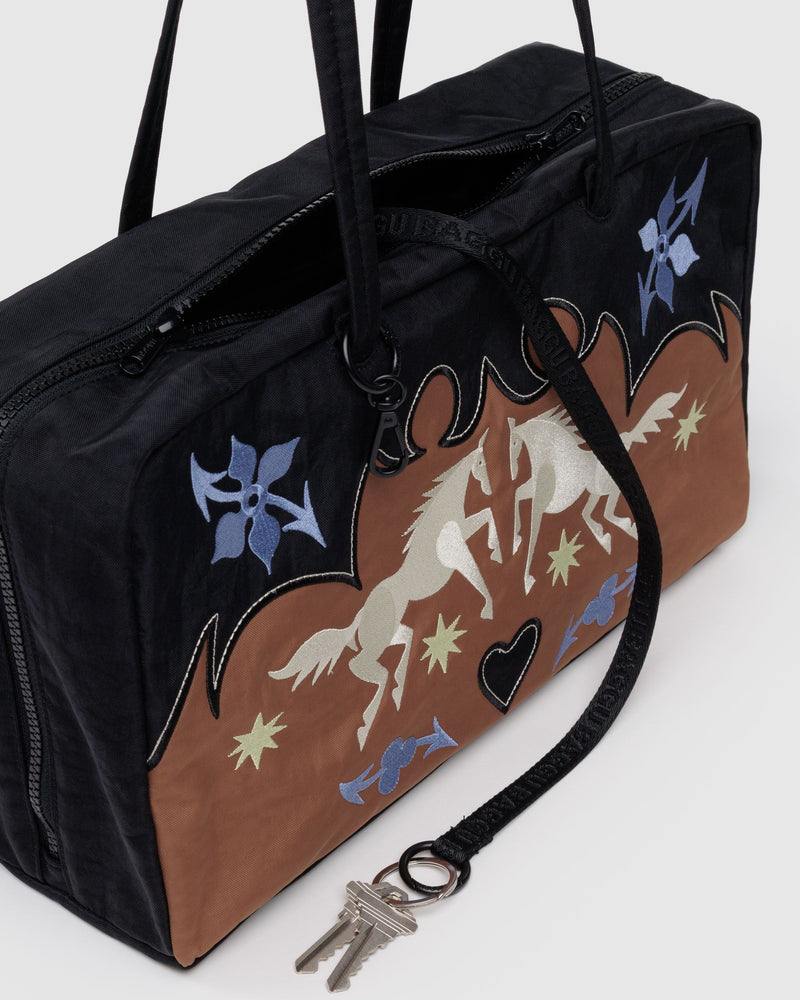 BAGGU  Medium Nylon Bowler Bag - Western Appliqué