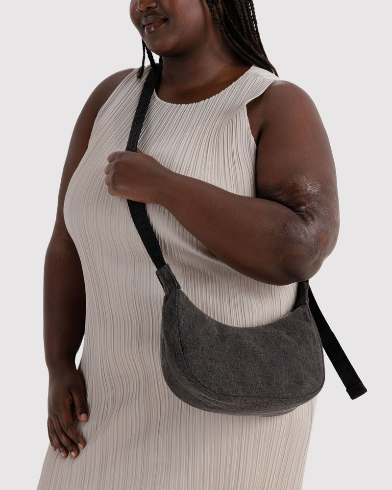 BAGGU  Small Denim Crescent Bag - Washed Black Denim