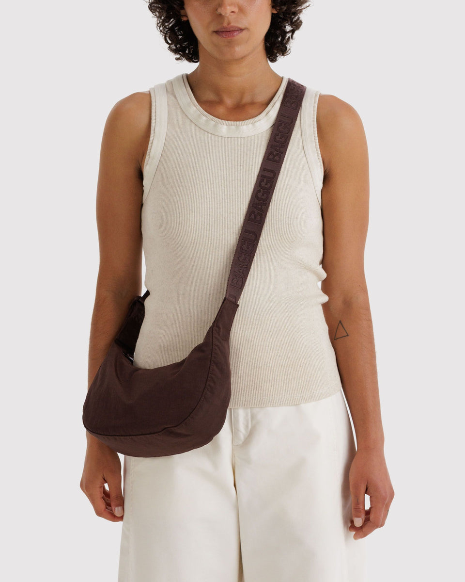 BAGGU Products Small Nylon Crescent Bag - Coffee