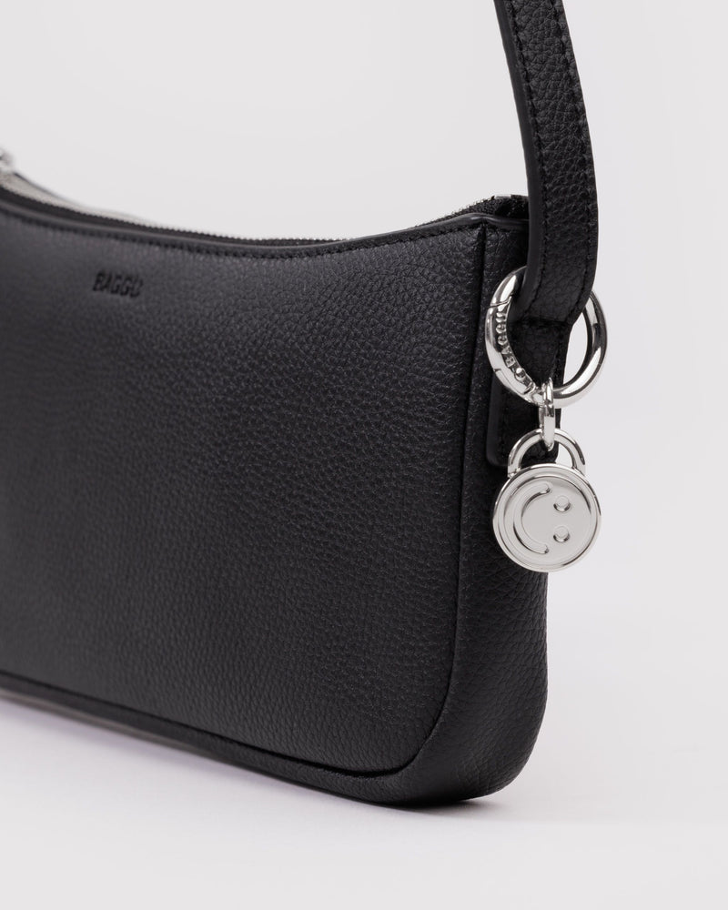 BAGGU  Recycled Leather Pochette - Black