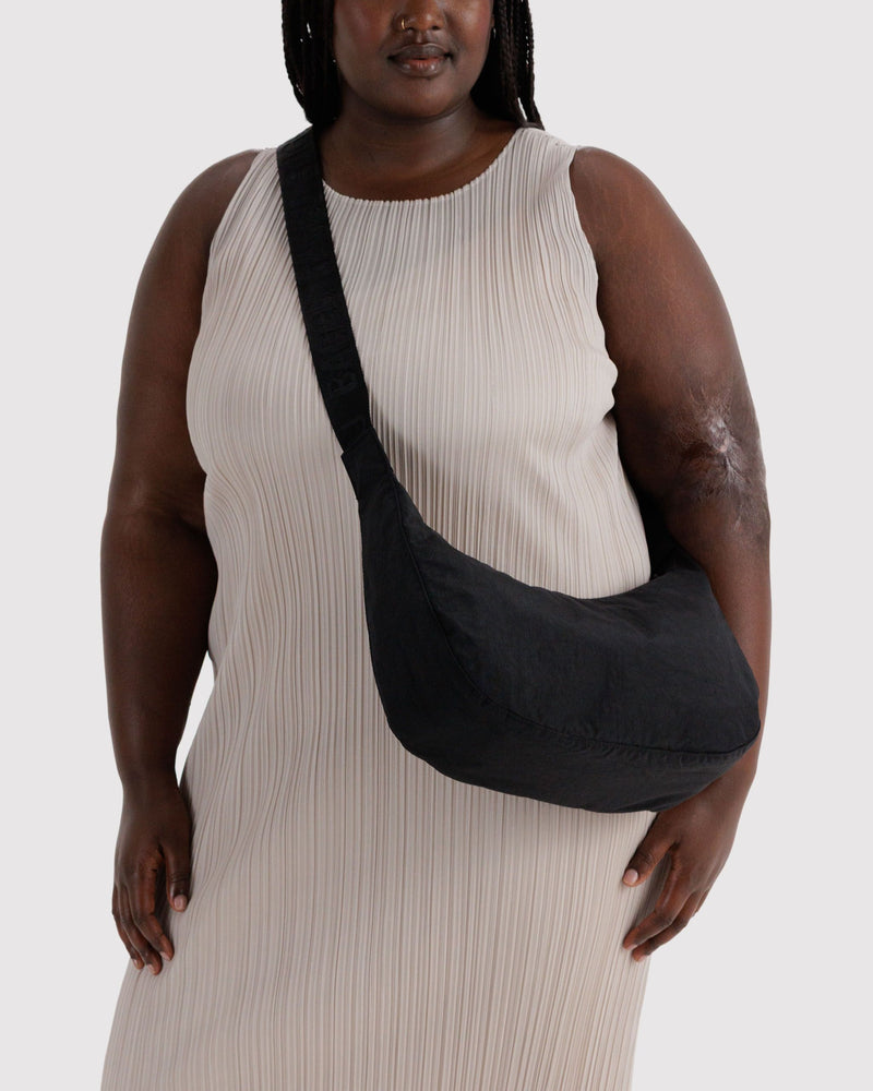 BAGGU  Medium Nylon Crescent Bag - Black