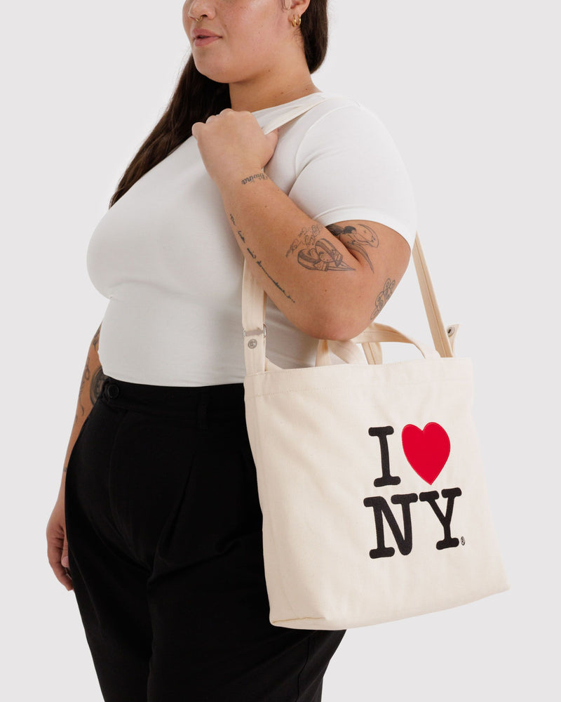 BAGGU  Horizontal Zip Duck Bag - I Love NY