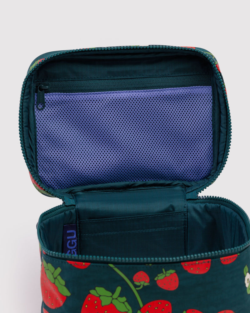 BAGGU  Large Cosmetic Case - Strawberry Blossom