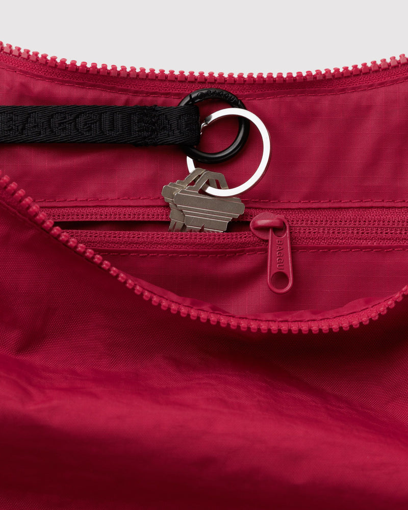 BAGGU  Medium Nylon Crescent Bag - Cherry