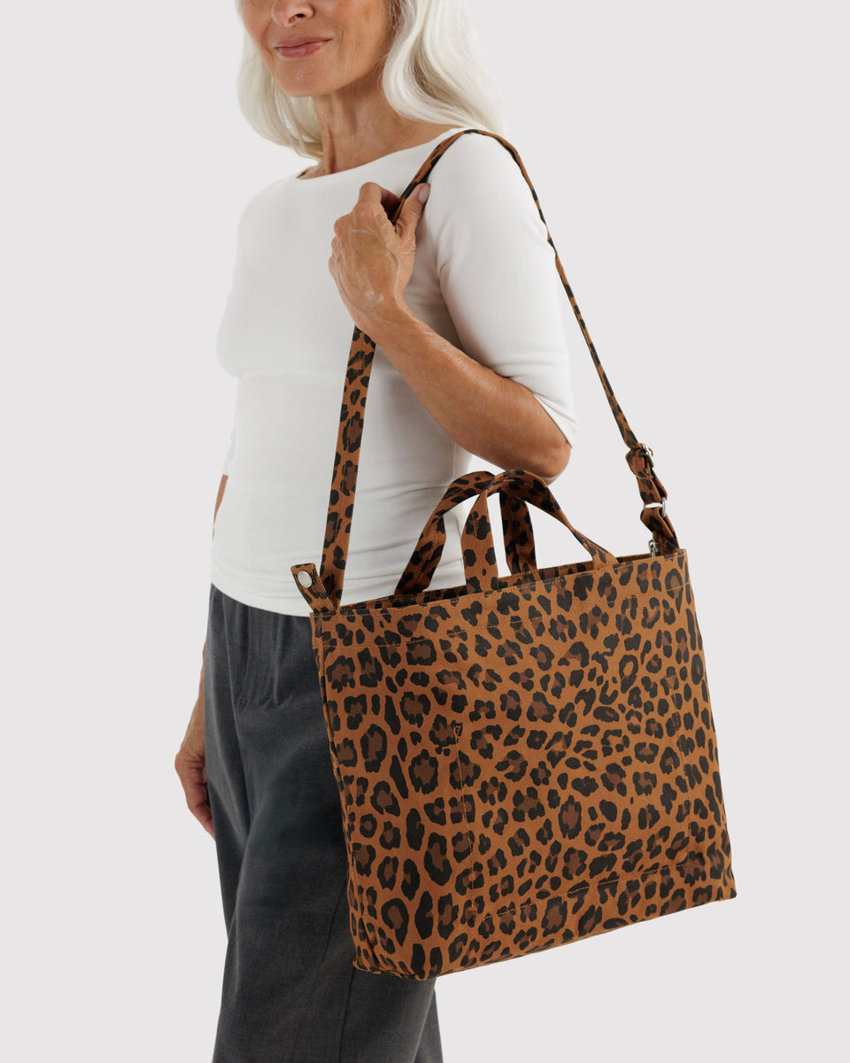 BAGGU Animal Prints Horizontal Zip Duck Bag - Leopard