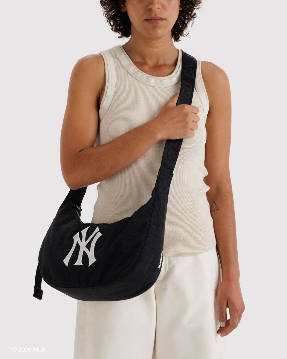 BAGGU New Arrivals Medium Nylon Crescent Bag - New York Yankees™