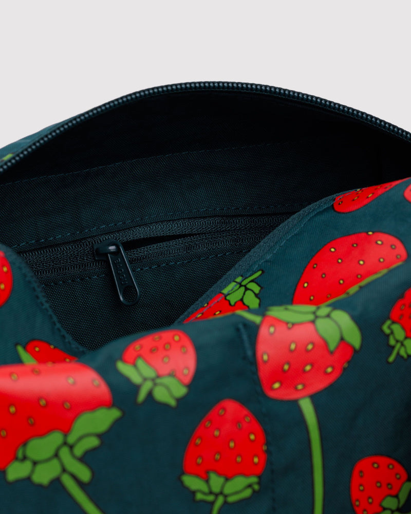 BAGGU Travel Dopp Kit - Strawberry Blossom