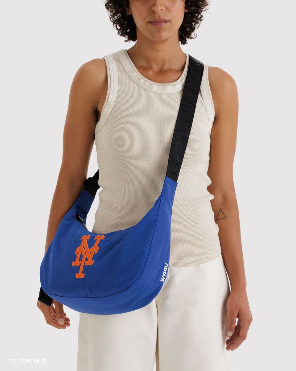 BAGGU New Arrivals Medium Nylon Crescent Bag - New York Mets™