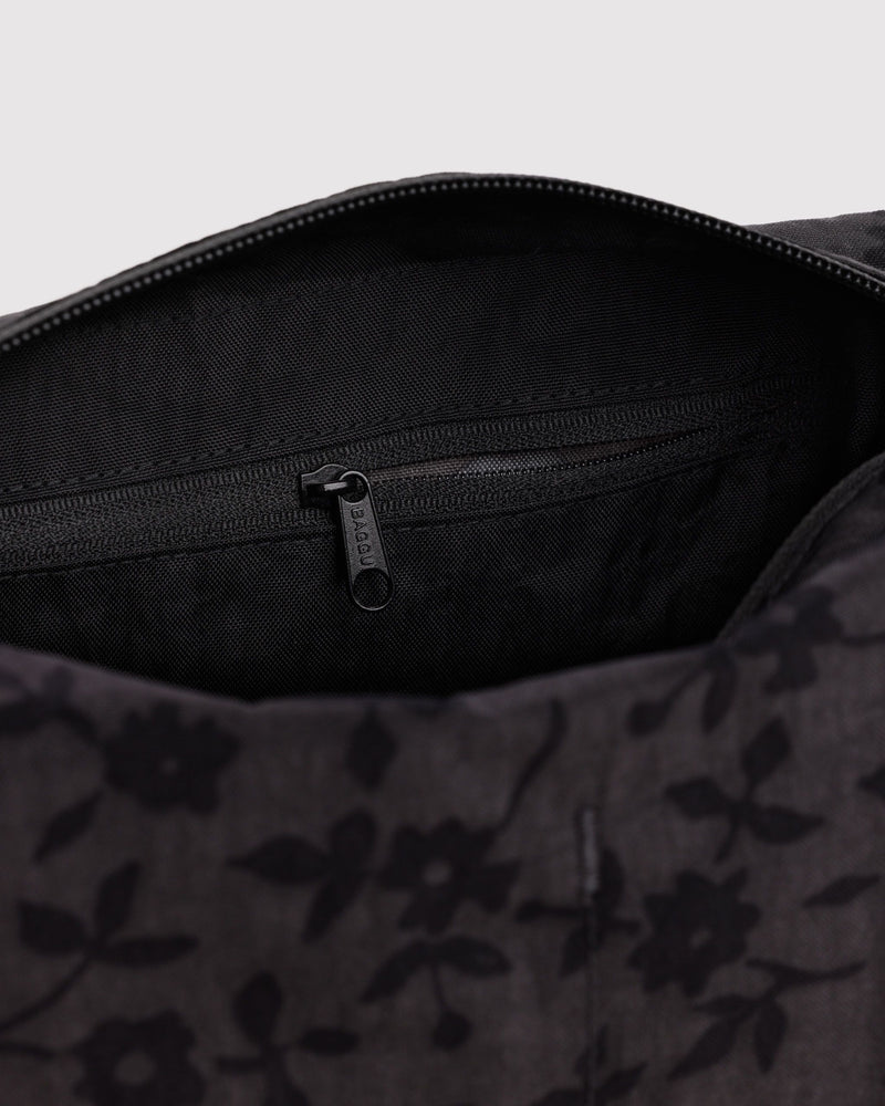 BAGGU  Dopp Kit - Charcoal Ditsy Floral