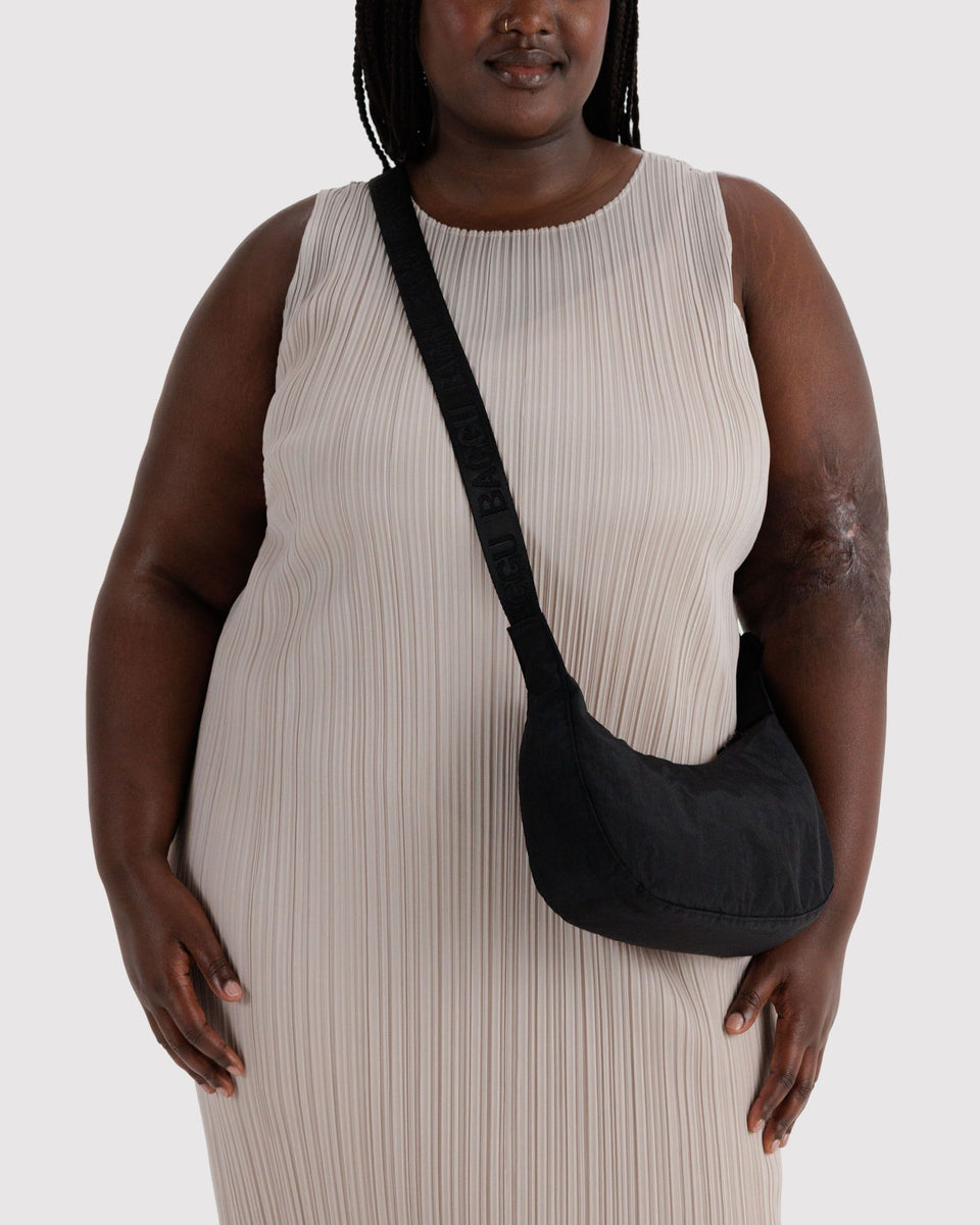 BAGGU Returnly Test Small Nylon Crescent Bag - Black