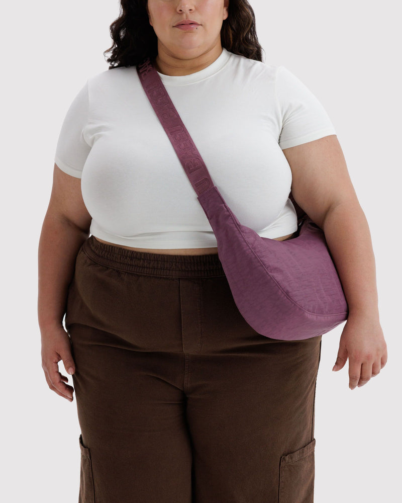 BAGGU  Medium Nylon Crescent Bag - Wild Plum