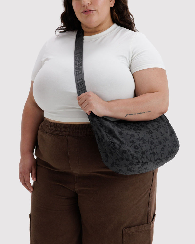 BAGGU  Medium Nylon Crescent Bag - Charcoal Ditsy Floral
