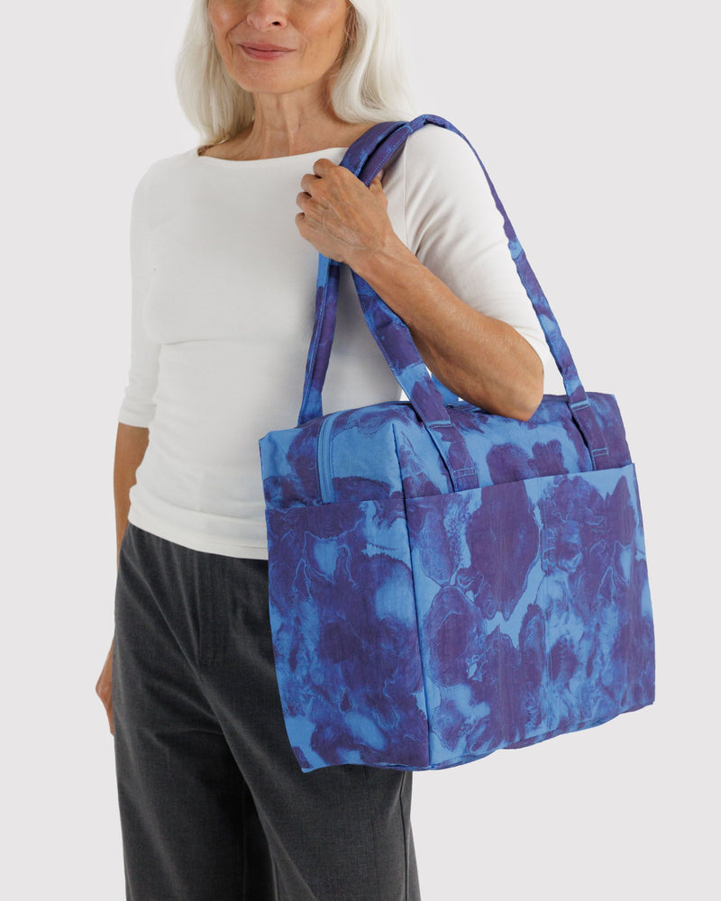 BAGGU  Small Cloud Carry-On - Untitled Ruth Asawa