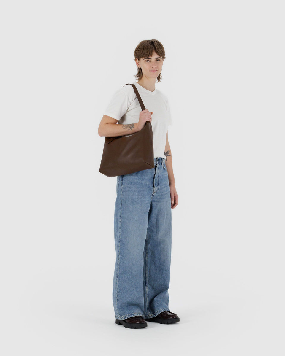 BAGGU Products Recycled Leather Shoulder Bag - Brown