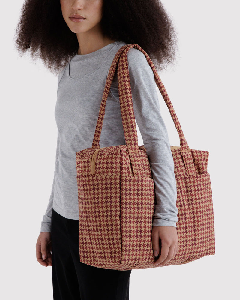 BAGGU  Small Cloud Carry-On - Tan Houndstooth
