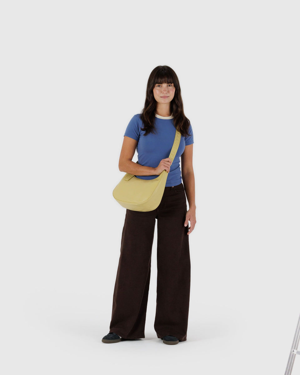 BAGGU Products Medium Recycled Leather Crescent Bag - Straw