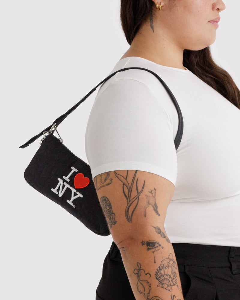 BAGGU  Nylon Pochette - I Love NY