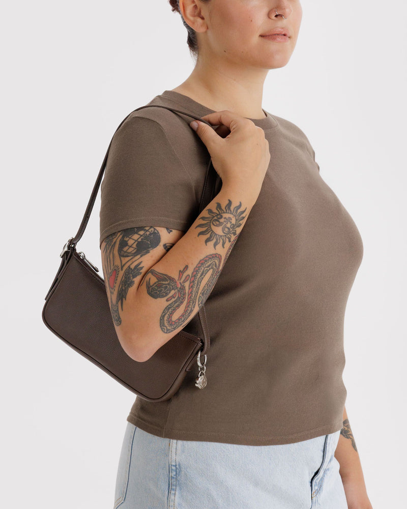 BAGGU  Recycled Leather Pochette - Brown