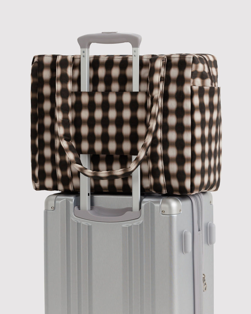 BAGGU  Small Cloud Carry-On - Blurred Gingham Brown