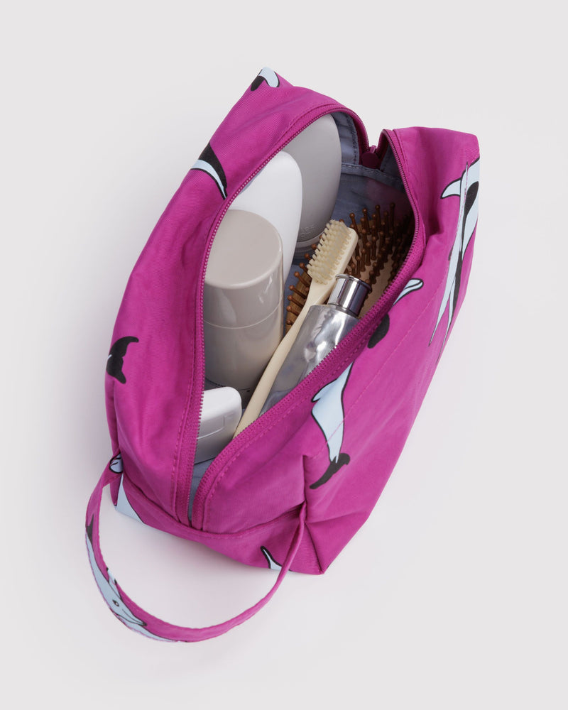 BAGGU Travel Dopp Kit - Dolphins