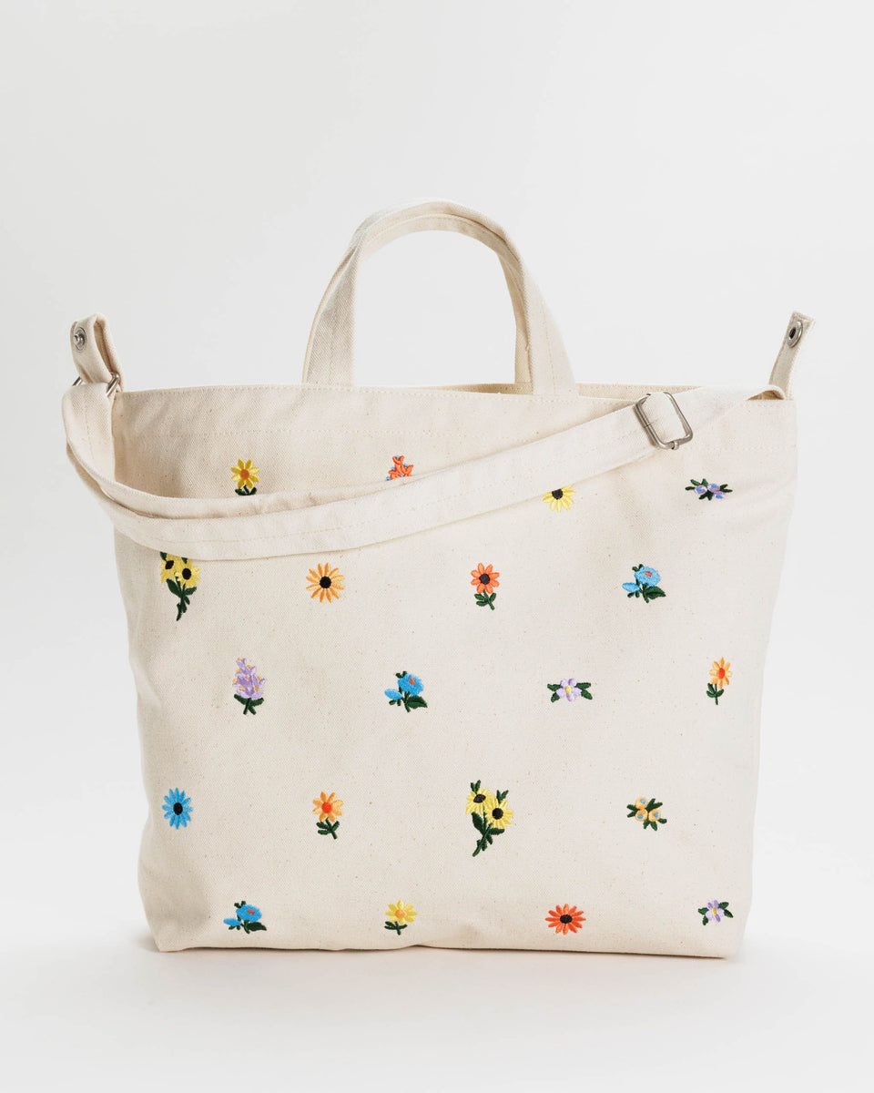 BAGGU Shop All Horizontal Zip Duck Bag - Embroidered Ditsy Floral