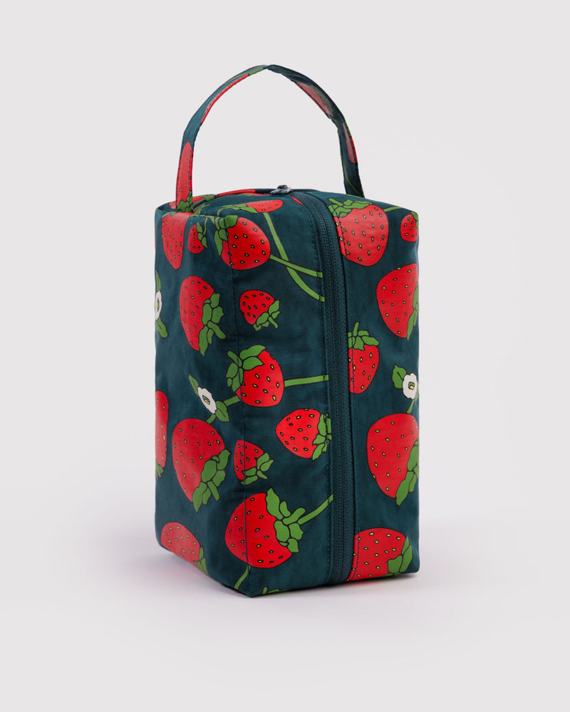 BAGGU Travel Dopp Kit - Strawberry Blossom