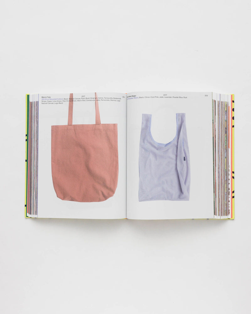 BAGGU  Hold Everything: 15 Years of BAGGU - Yellow Happy