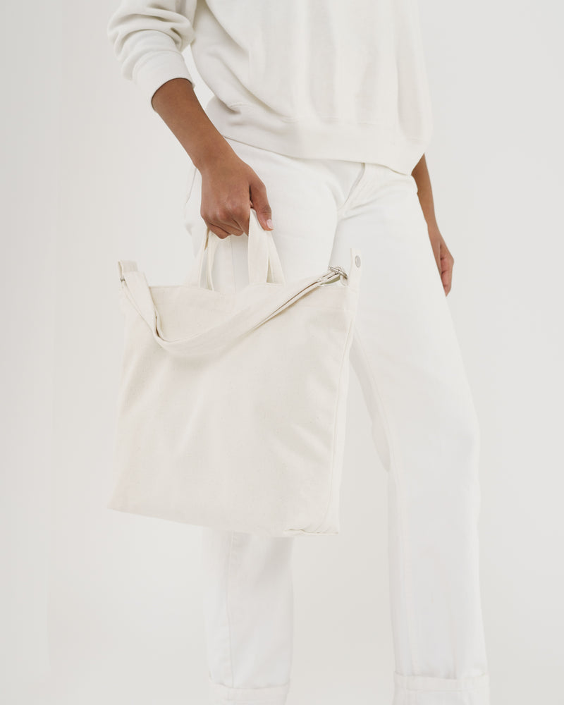 BAGGU.com  Horizontal Duck Bag - Natural Canvas