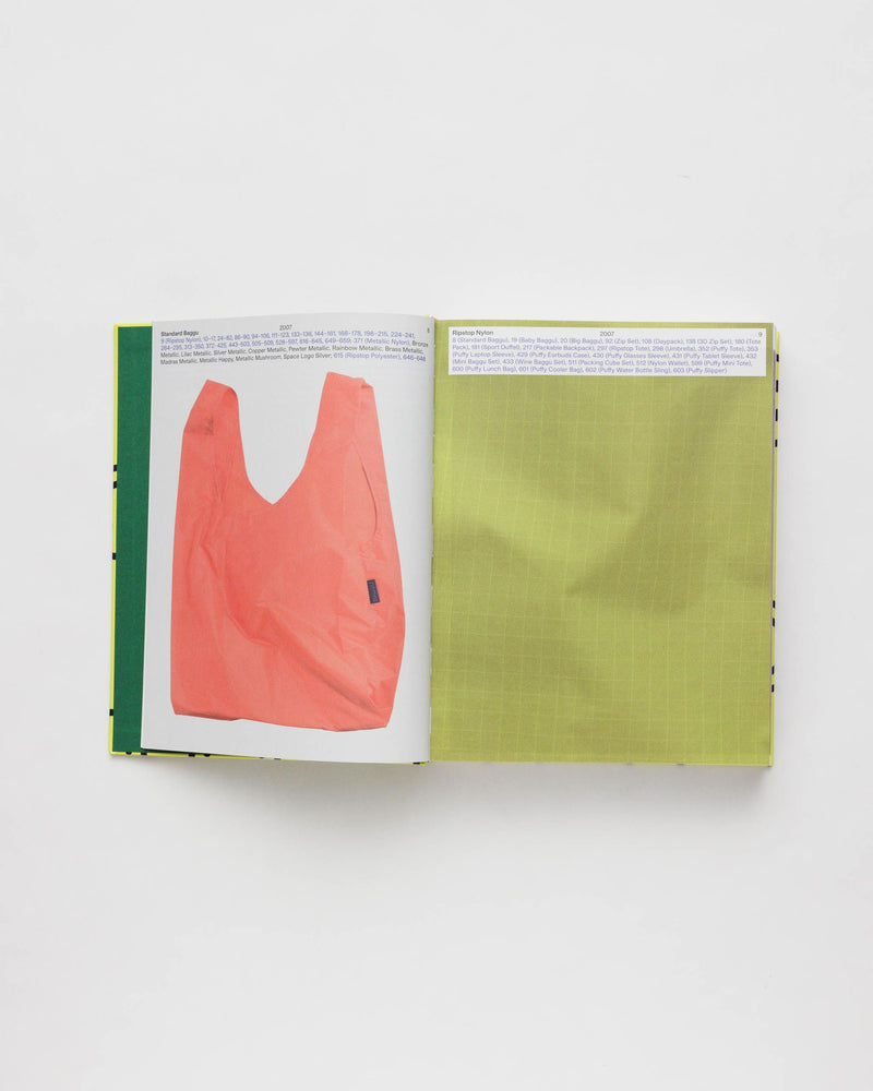 BAGGU  Hold Everything: 15 Years of BAGGU - Black Constellation